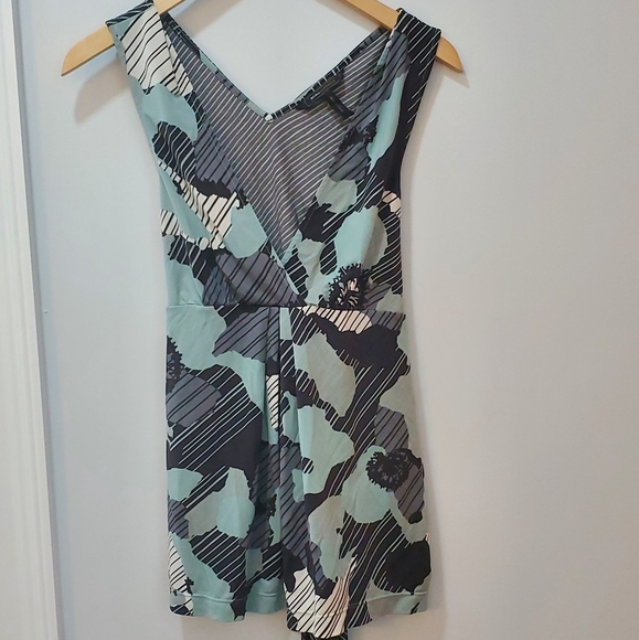 BCBGMaxazria - Picture 1 of 6